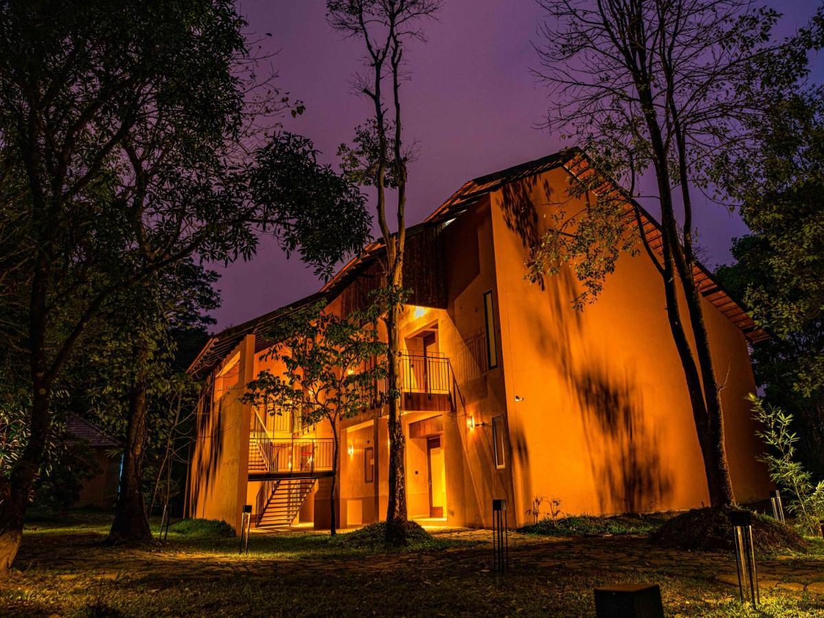 Klov Resort & Spa Ваянад Екстериор снимка